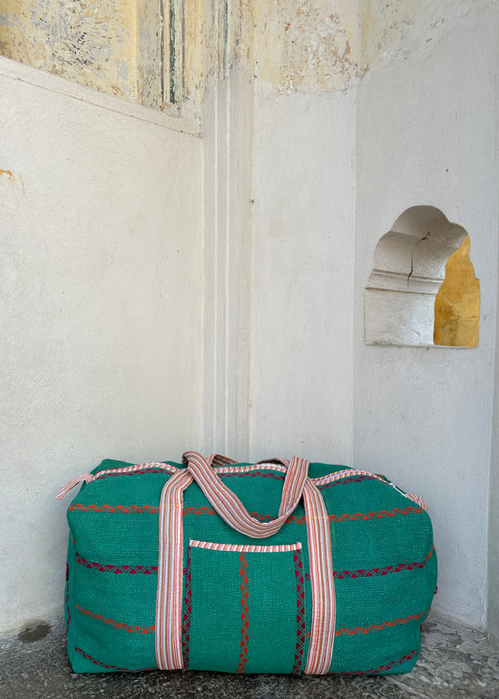 Kantha Weekend Bag (8)