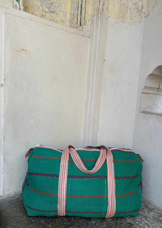 Kantha Weekend Bag (8)